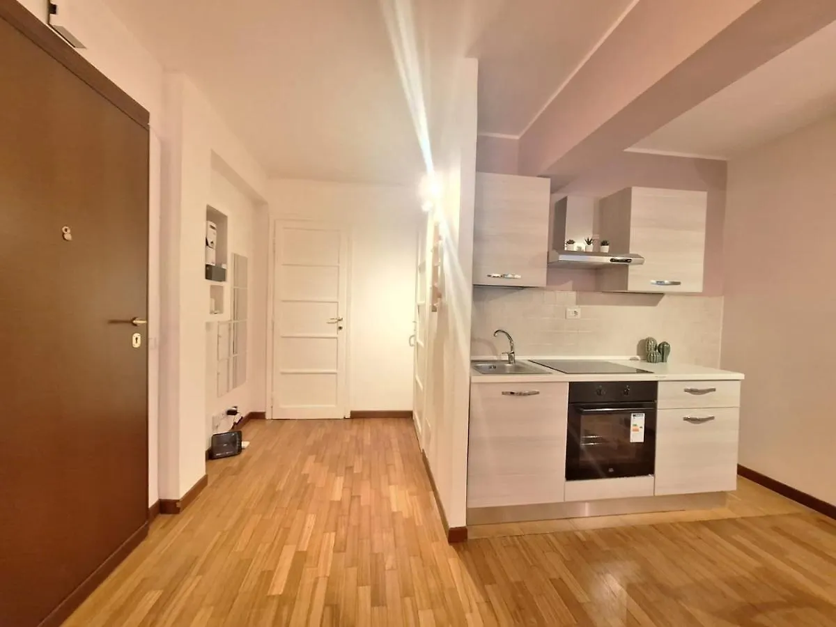 Appartamento Roma Tiburtina 0*, Rome